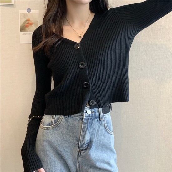 Knitted long sleeve blouse