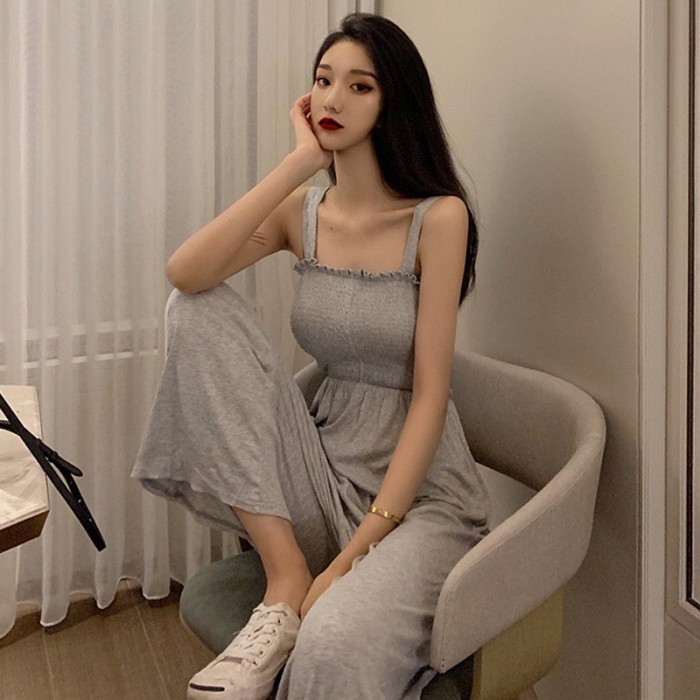 Sleeveless jumpsuit