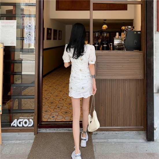 White puffy sleeve yellow flower dress