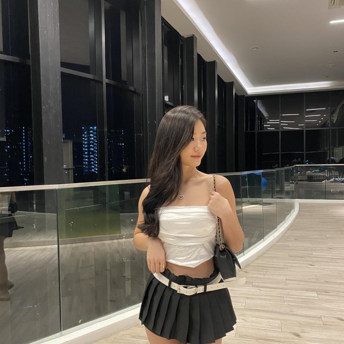 Pleated Skirt w/ Belt