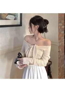 Off shoulder ribbon blouse