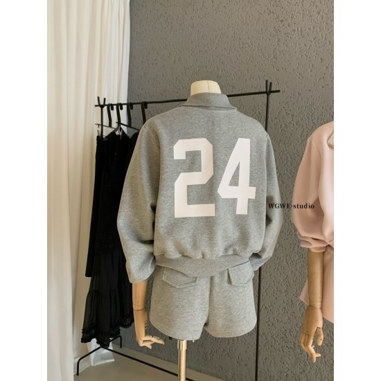 24 Printed Jacket & Shorts Set