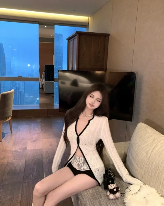 Long Sleeve Knitted Blouse & Shorts Set