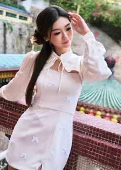 Custom-Made Beige Ribbon Cheongsam