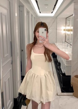 Sleeveless Puffy Dress