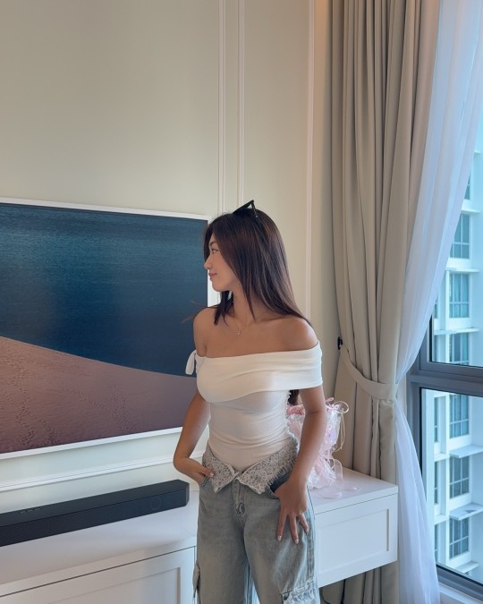 Asymmetrical Shoulder Blouse
