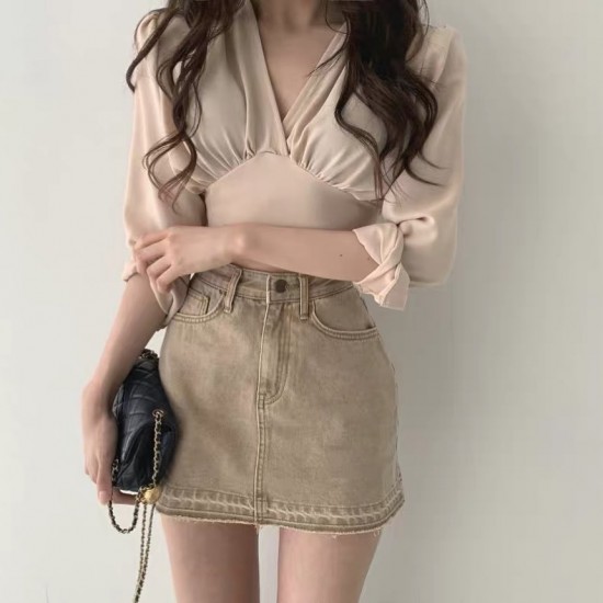 V neck tie back ribbon blouse