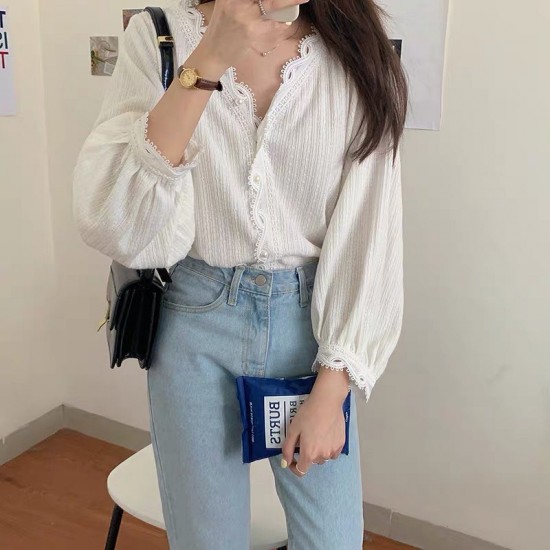 Puffy long sleeve white blouse