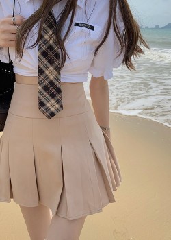 Khaki high waist pleated skirt