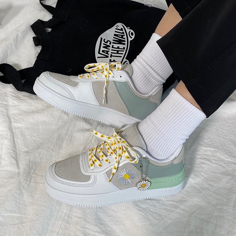 Flower Air Sneaker