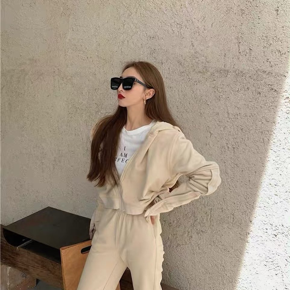 Jacket & stretchable long pants set wear
