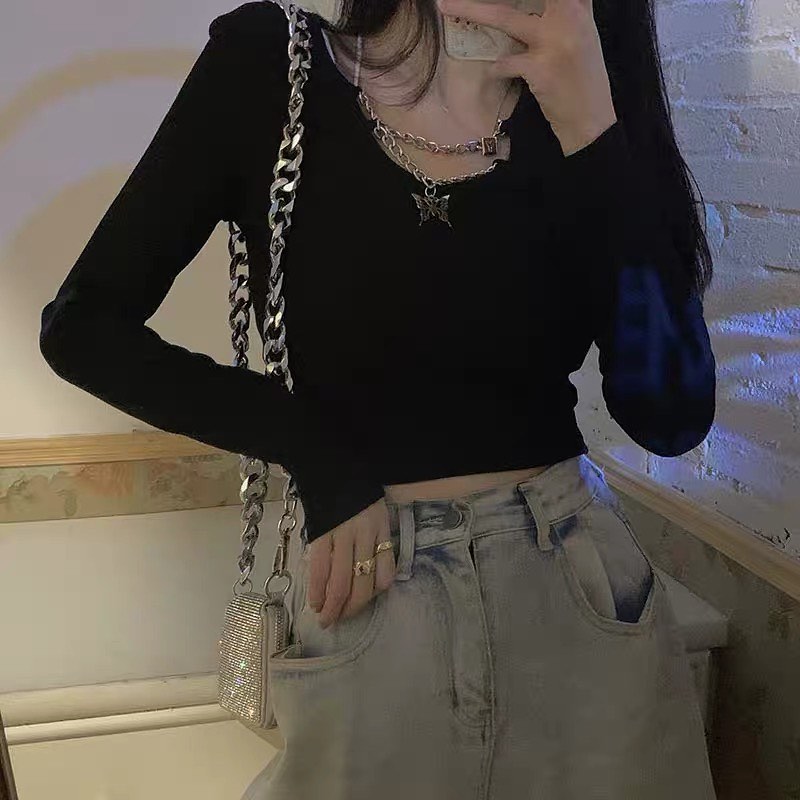Long sleeve butterfly chain top