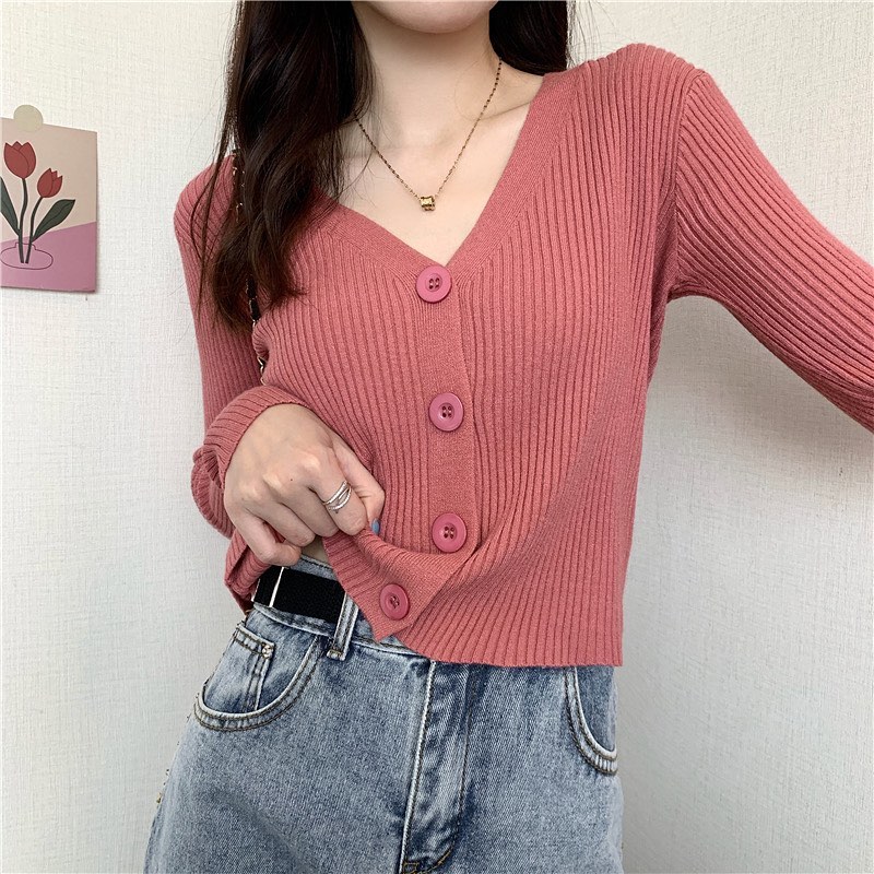 Knitted long sleeve blouse
