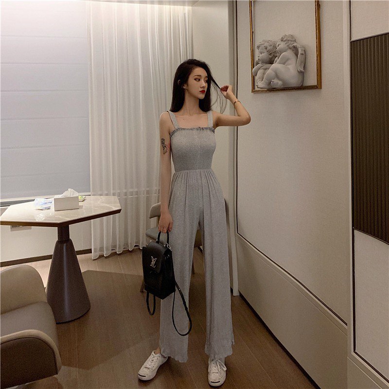 Sleeveless jumpsuit