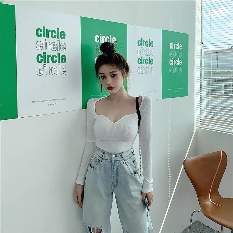 Wide neck long sleeve blouse