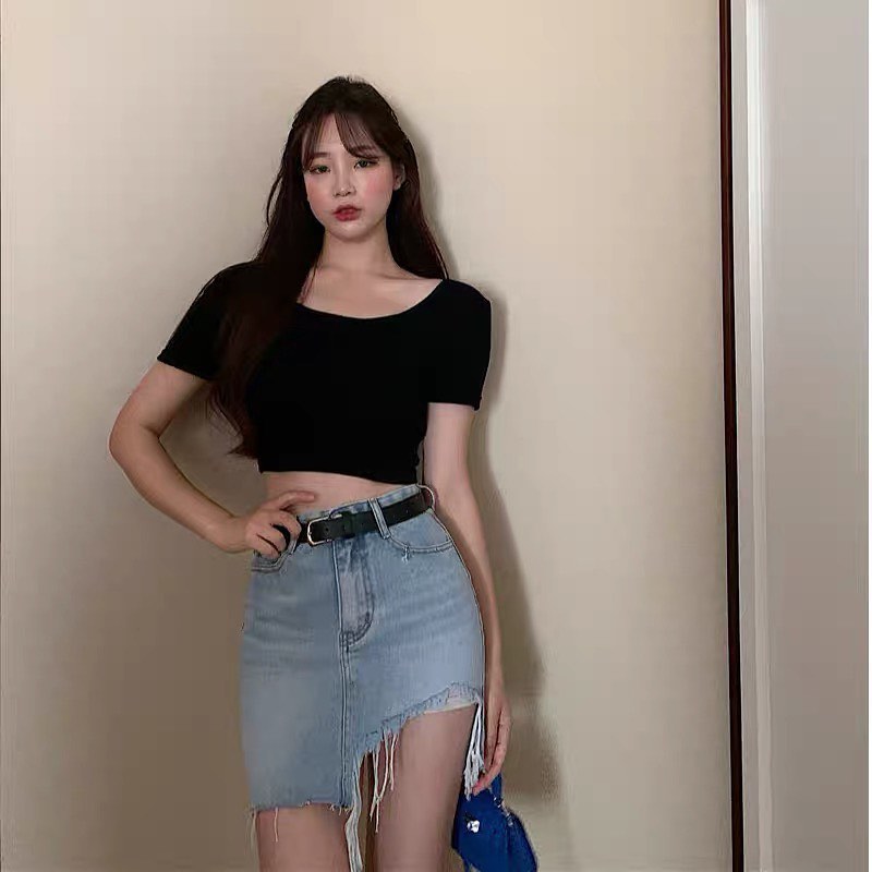 High waist ripped denim skirt