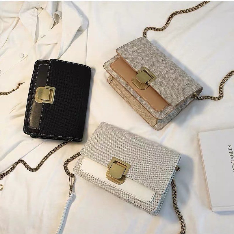 Retro chain sling bag