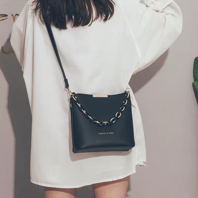 Miya bucket sling bag