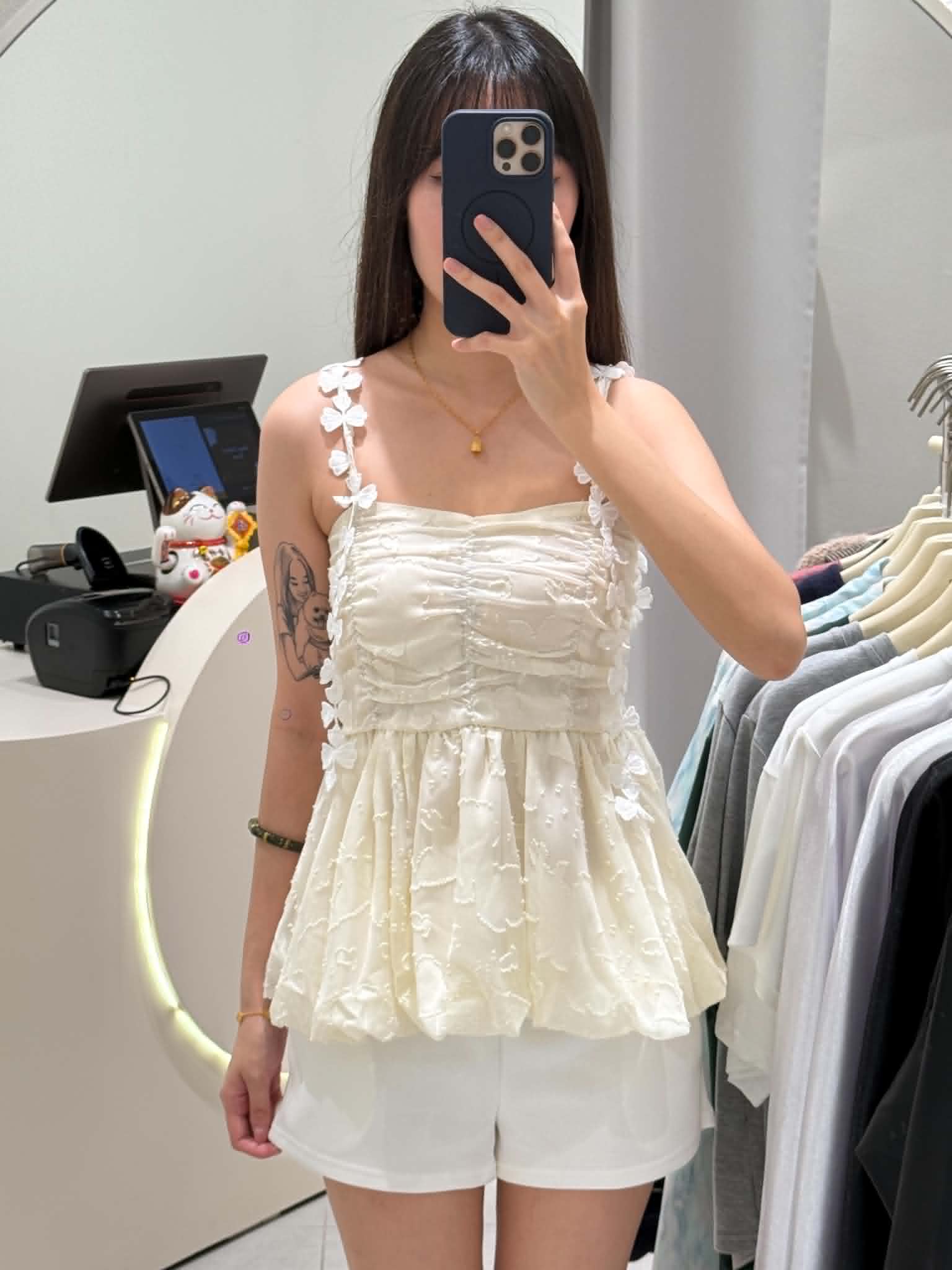 Sleeveless Floral Flare Blouse
