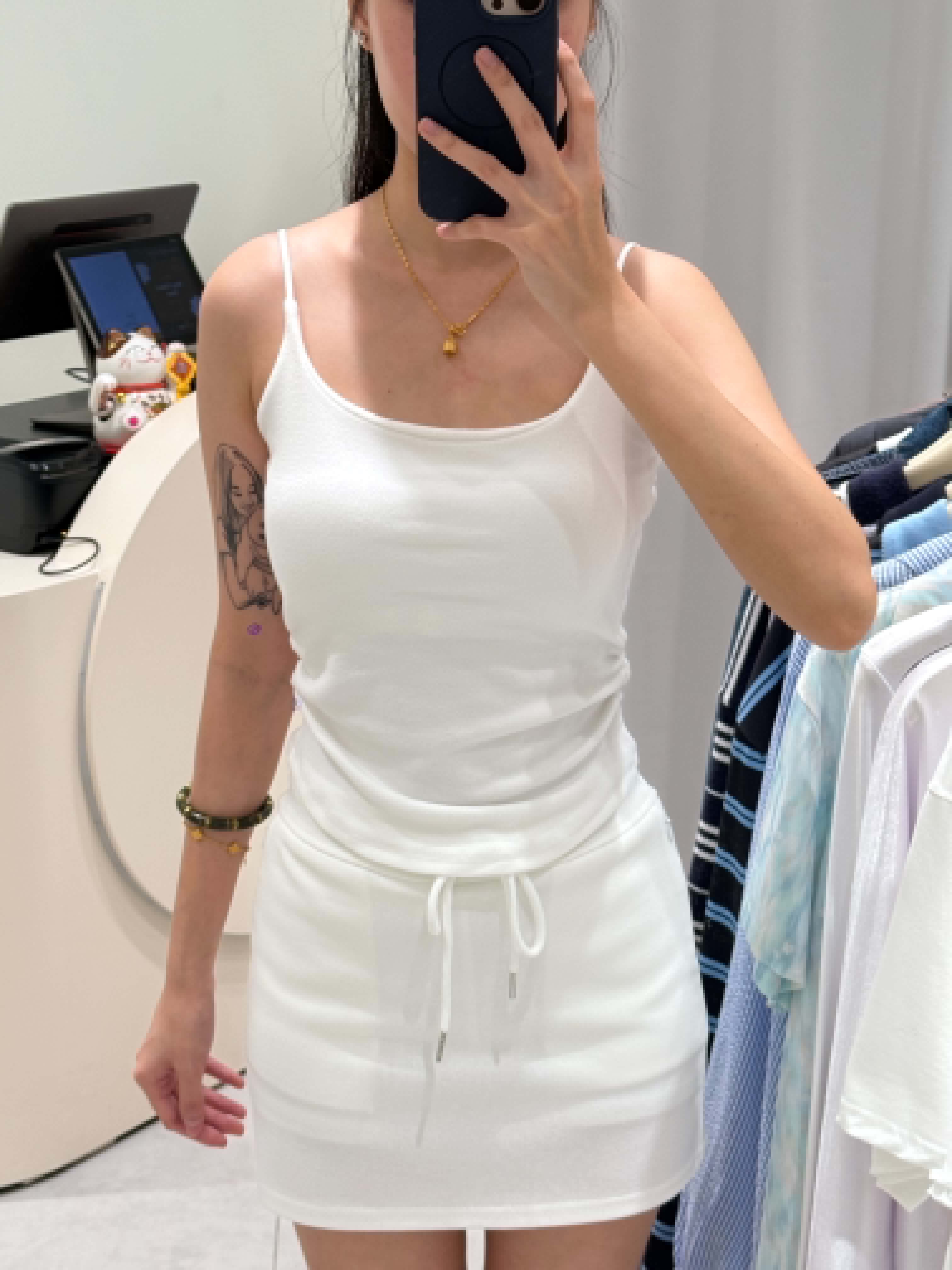 Sleeveless Padded Singlet