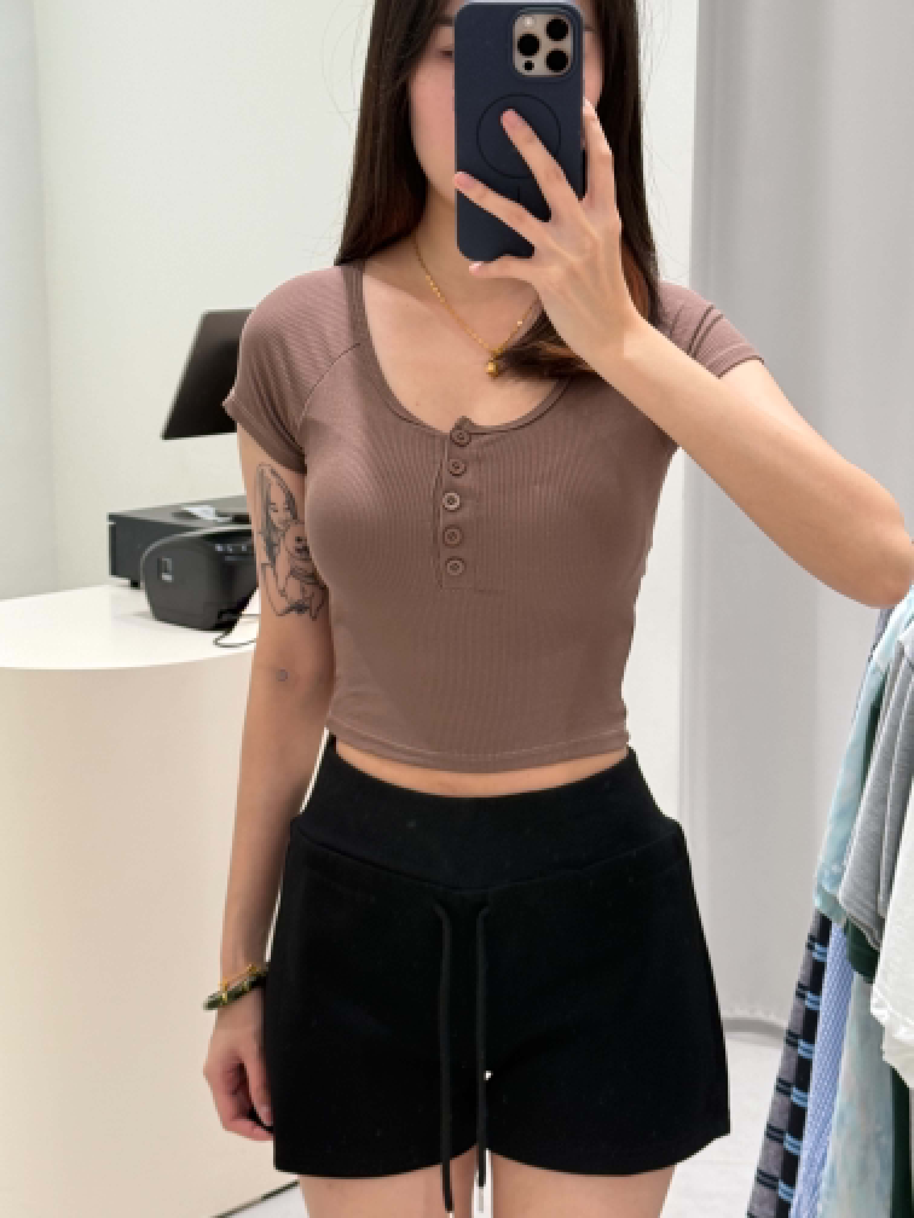 Round Neck Padded Short Sleeve Top