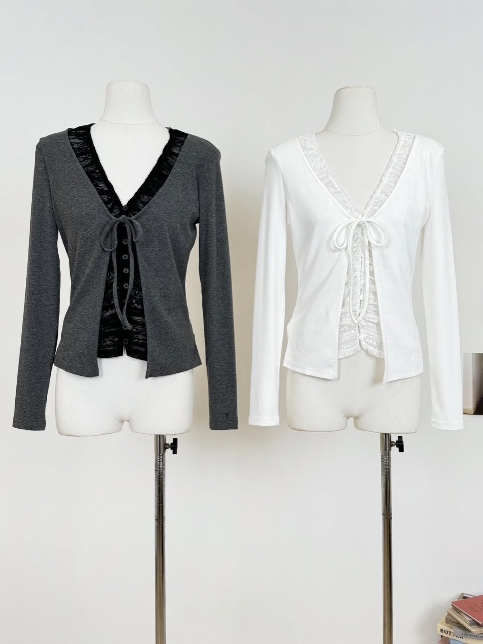Lace Attached Two-piece Long Sleeve Blouse