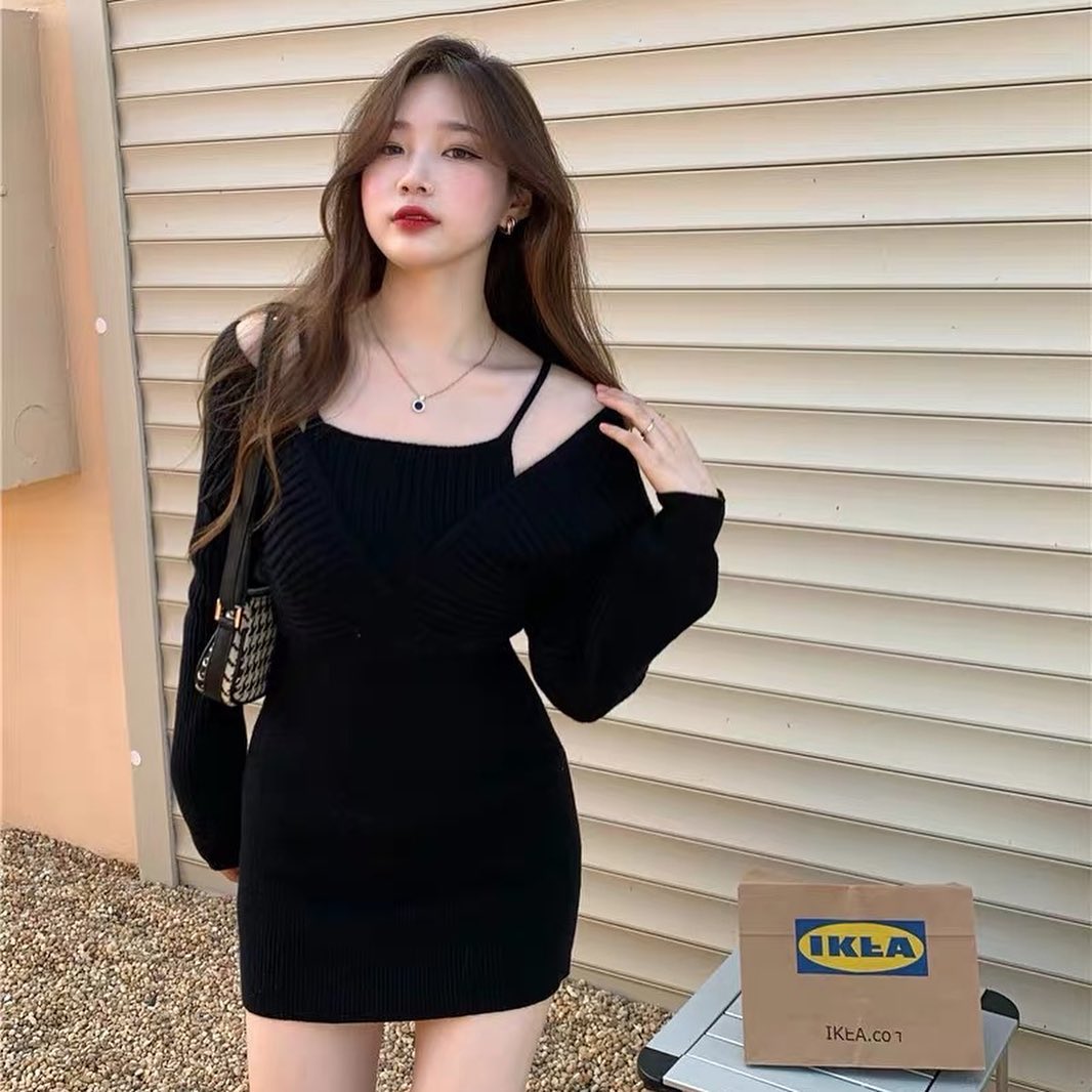 Knitted cold shoulder dress