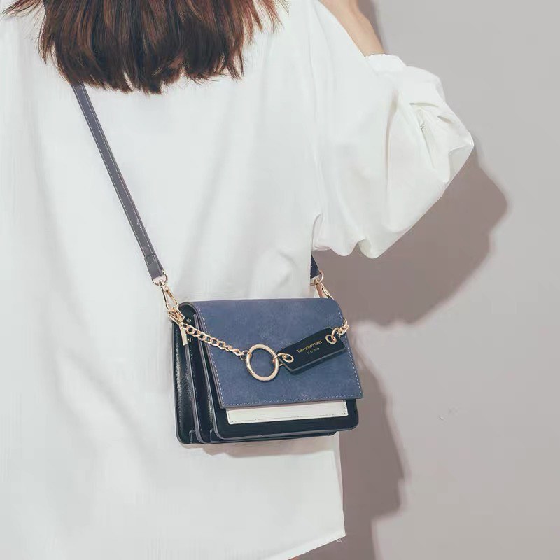 Label sling bag