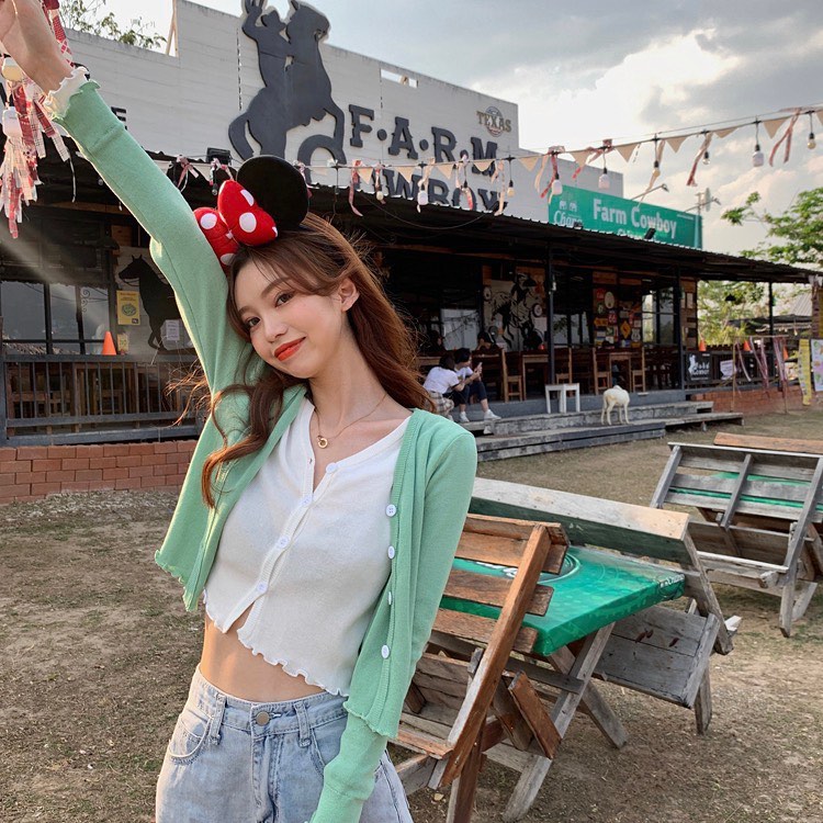 Attached two-piece long sleeve blouse