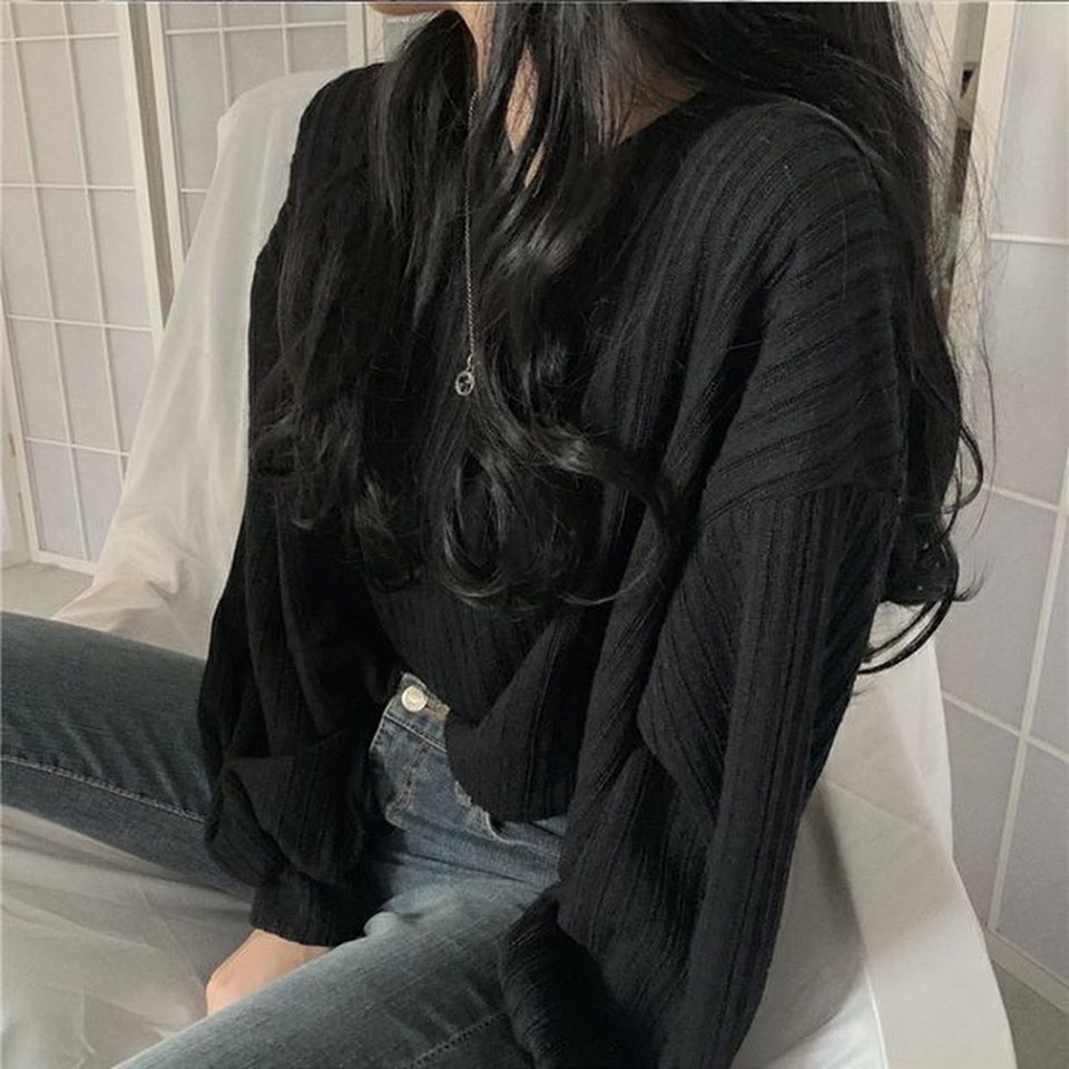 V neck knitwear blouse
