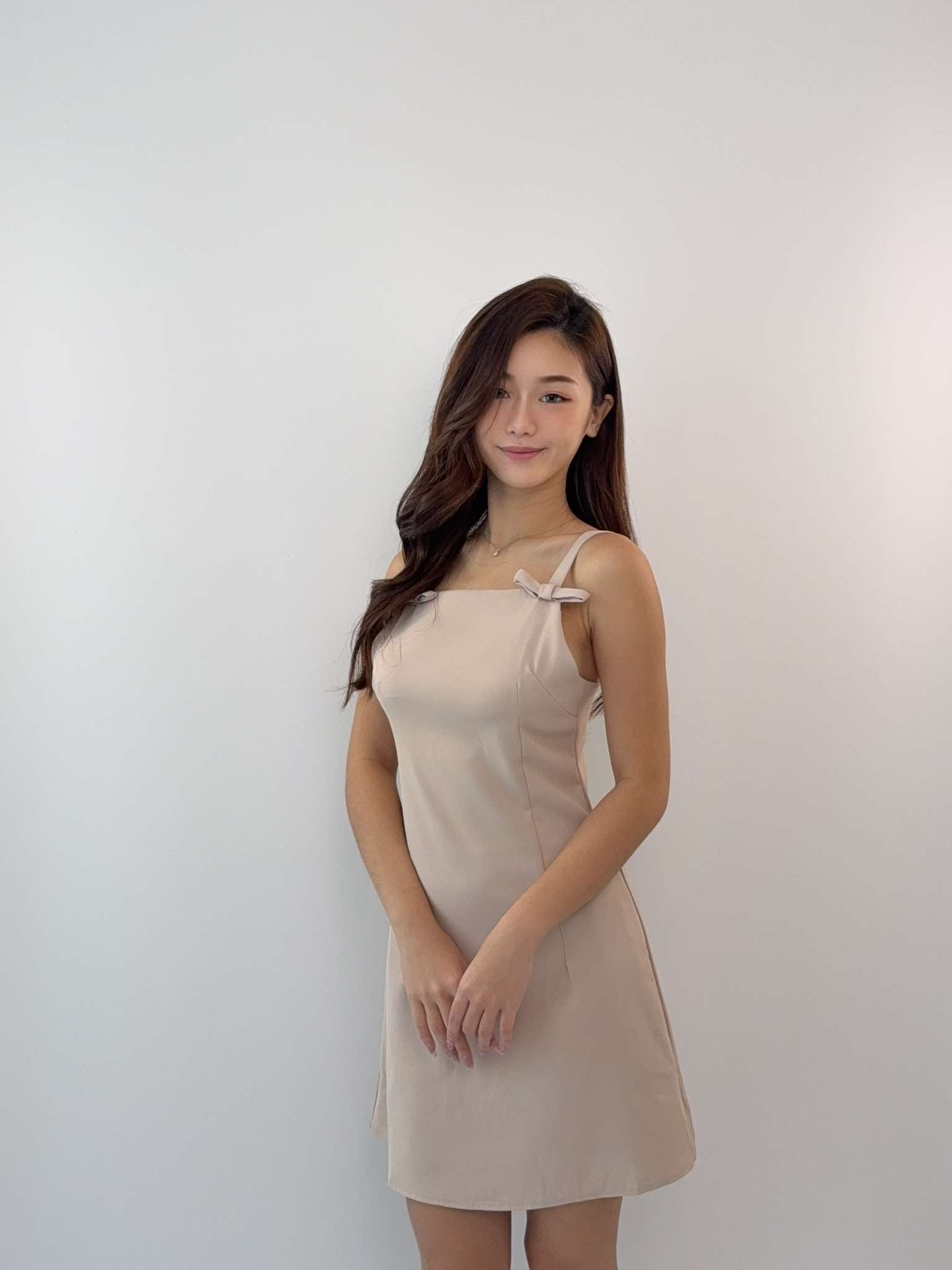 Sleeveless RIbbon Suit Dress