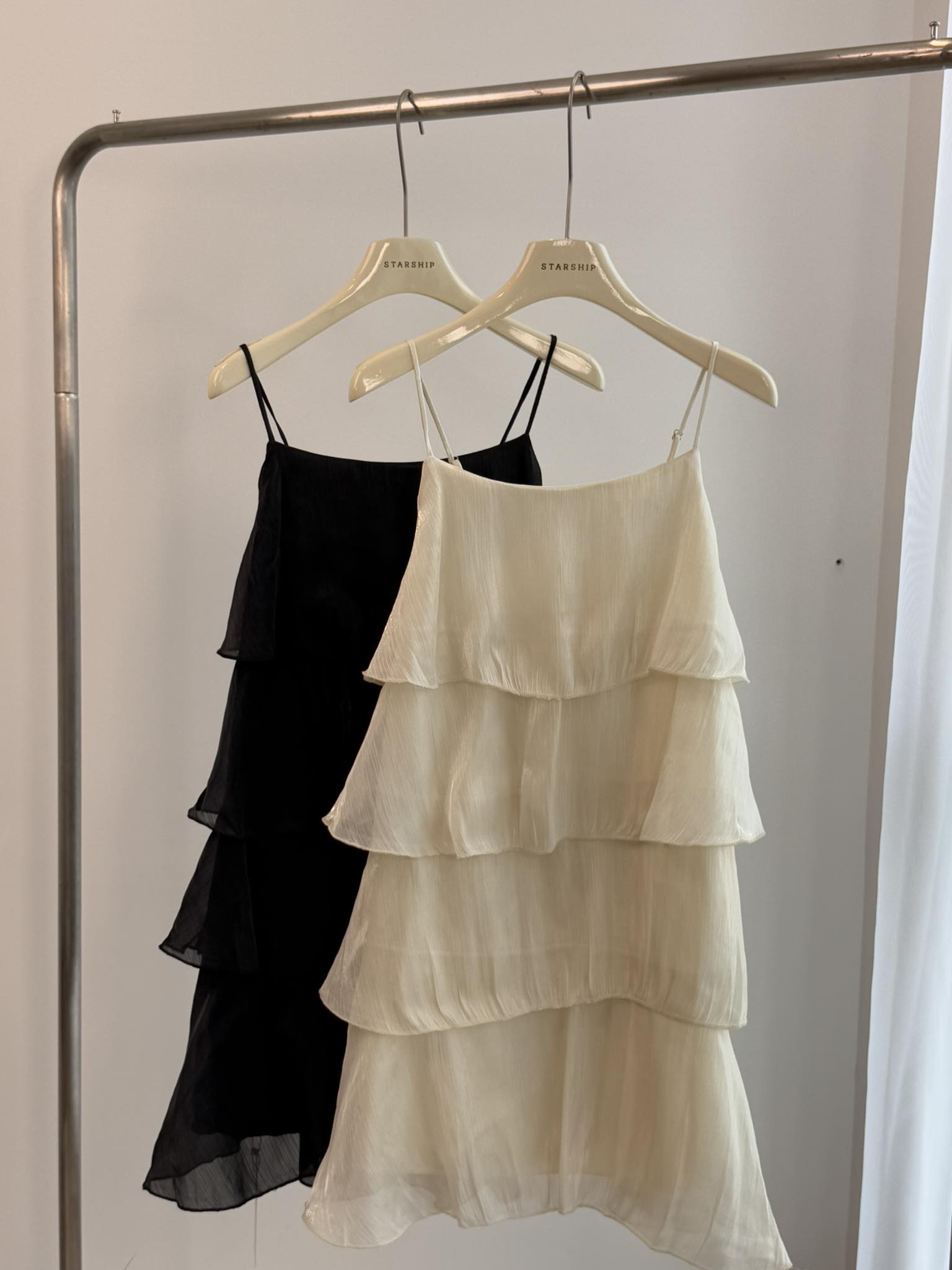 Sleeveless Layer Dress