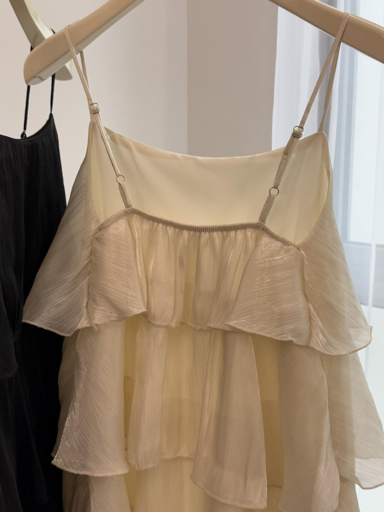 Sleeveless Layer Dress