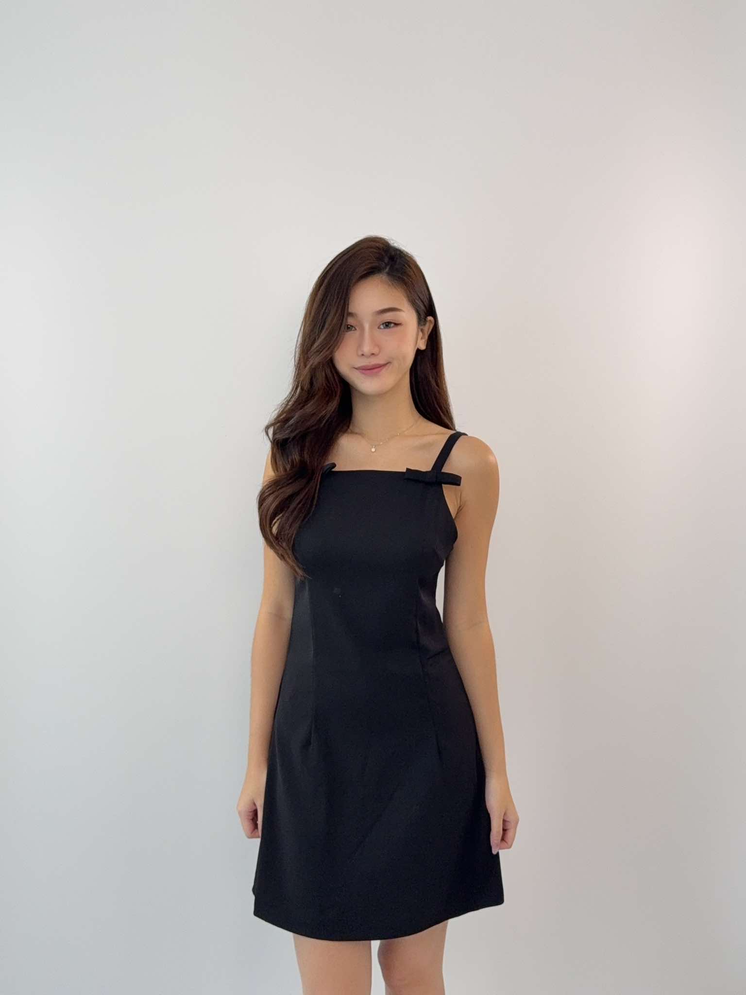 Sleeveless RIbbon Suit Dress