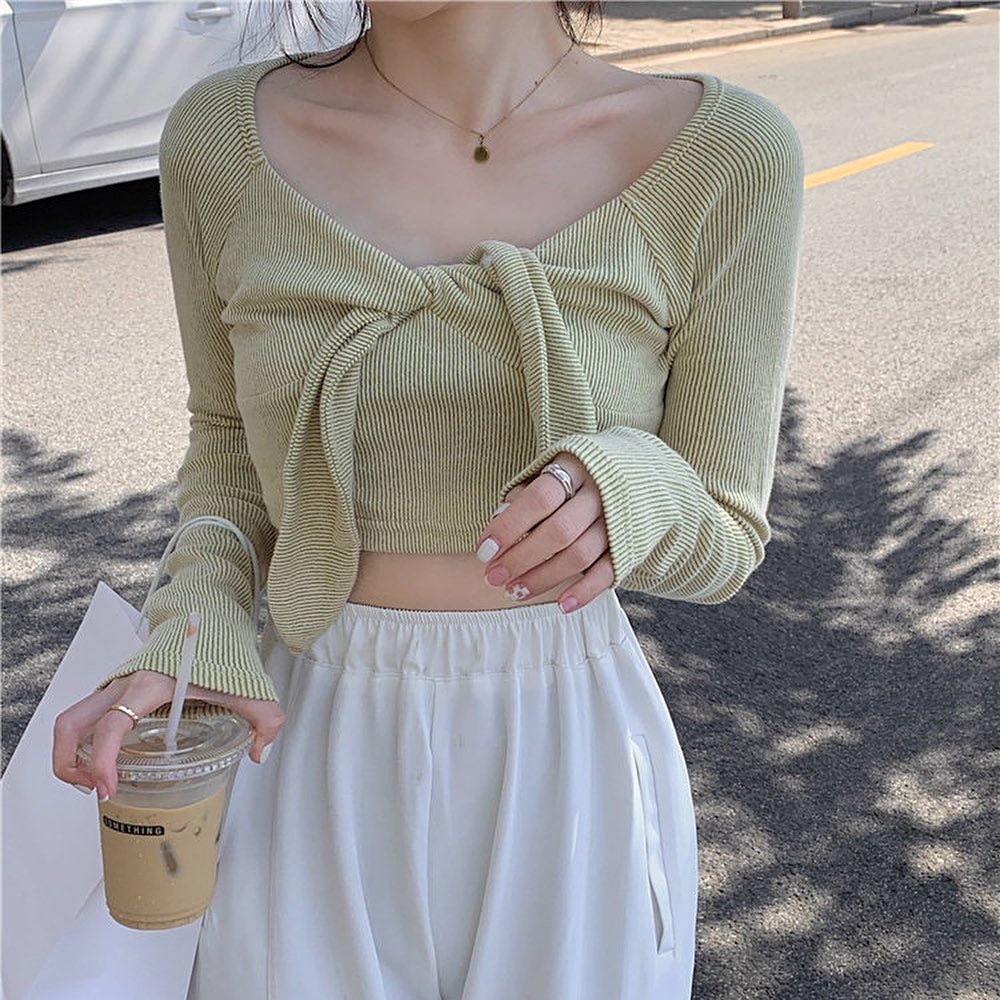 Off shoulder ribbon blouse