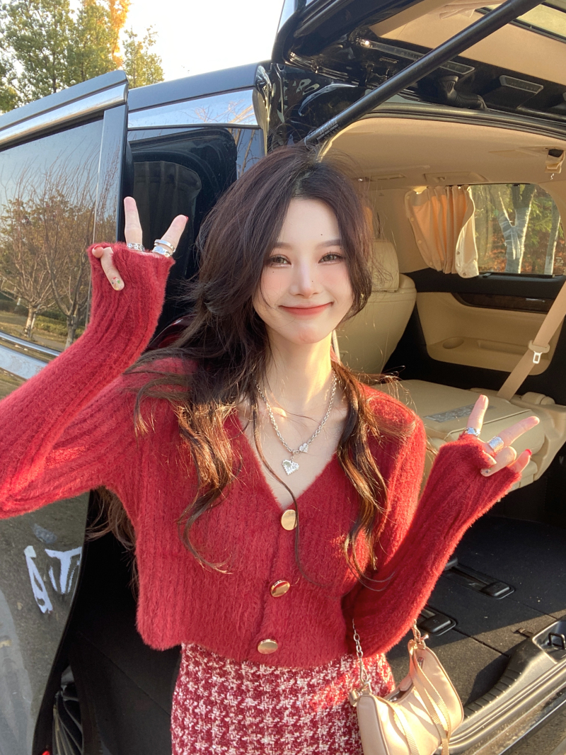 Red V neck long sleeve cardigan & Skirt Set Wear (CNY2219)