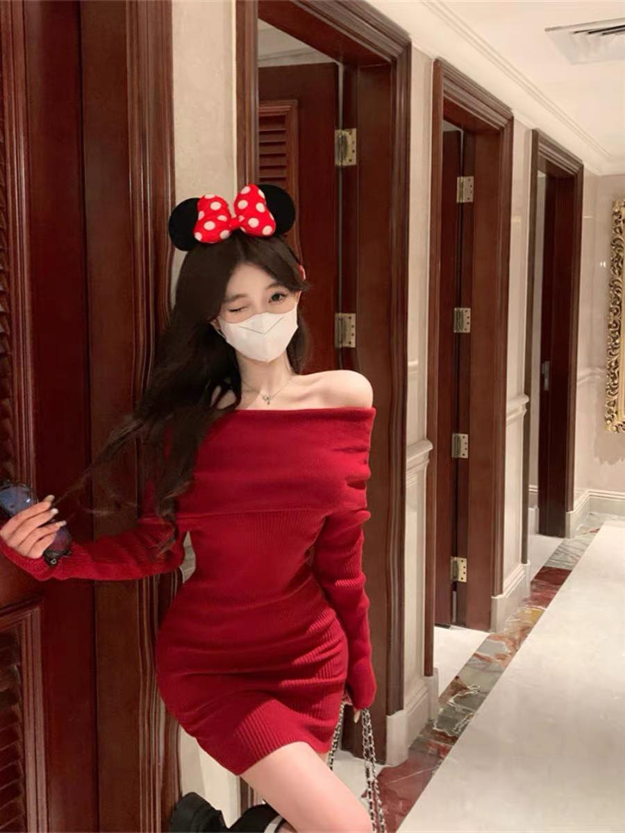 Red Off Shoulder Knitted Dress