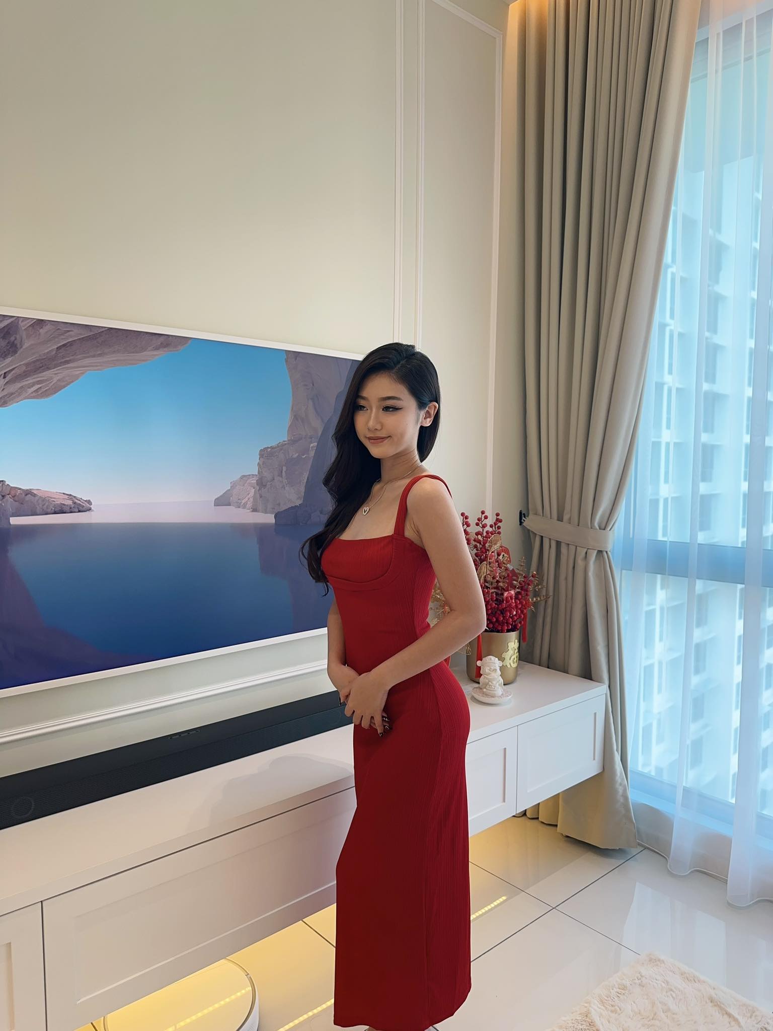 Red Sleeveless Long Dress