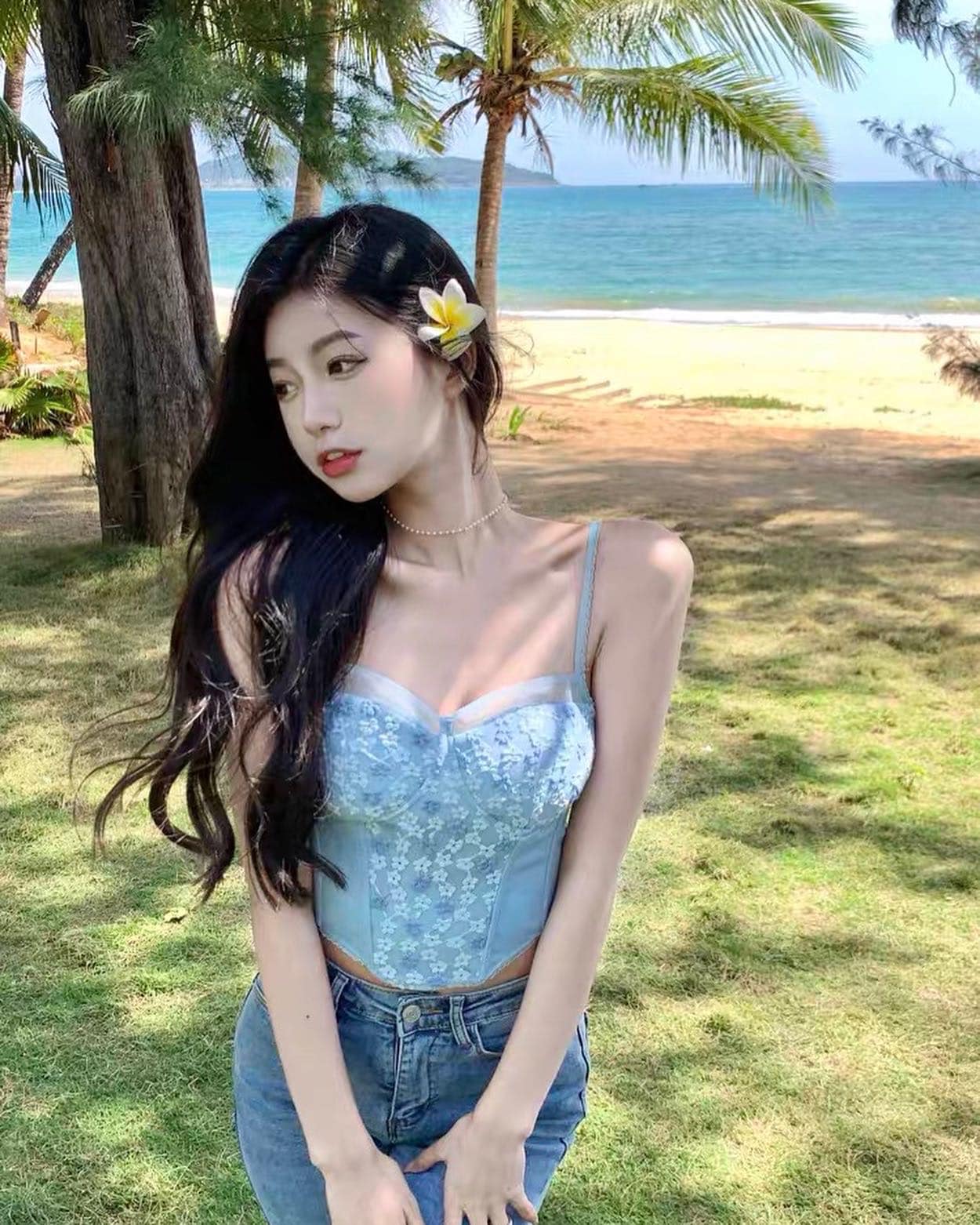 Blue Floral Sleeveless Blouse