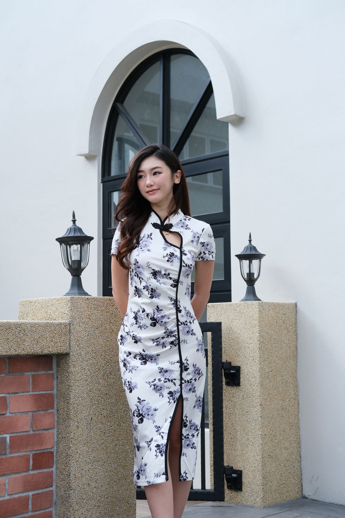 Blue Floral Short Sleeve Cheongsam