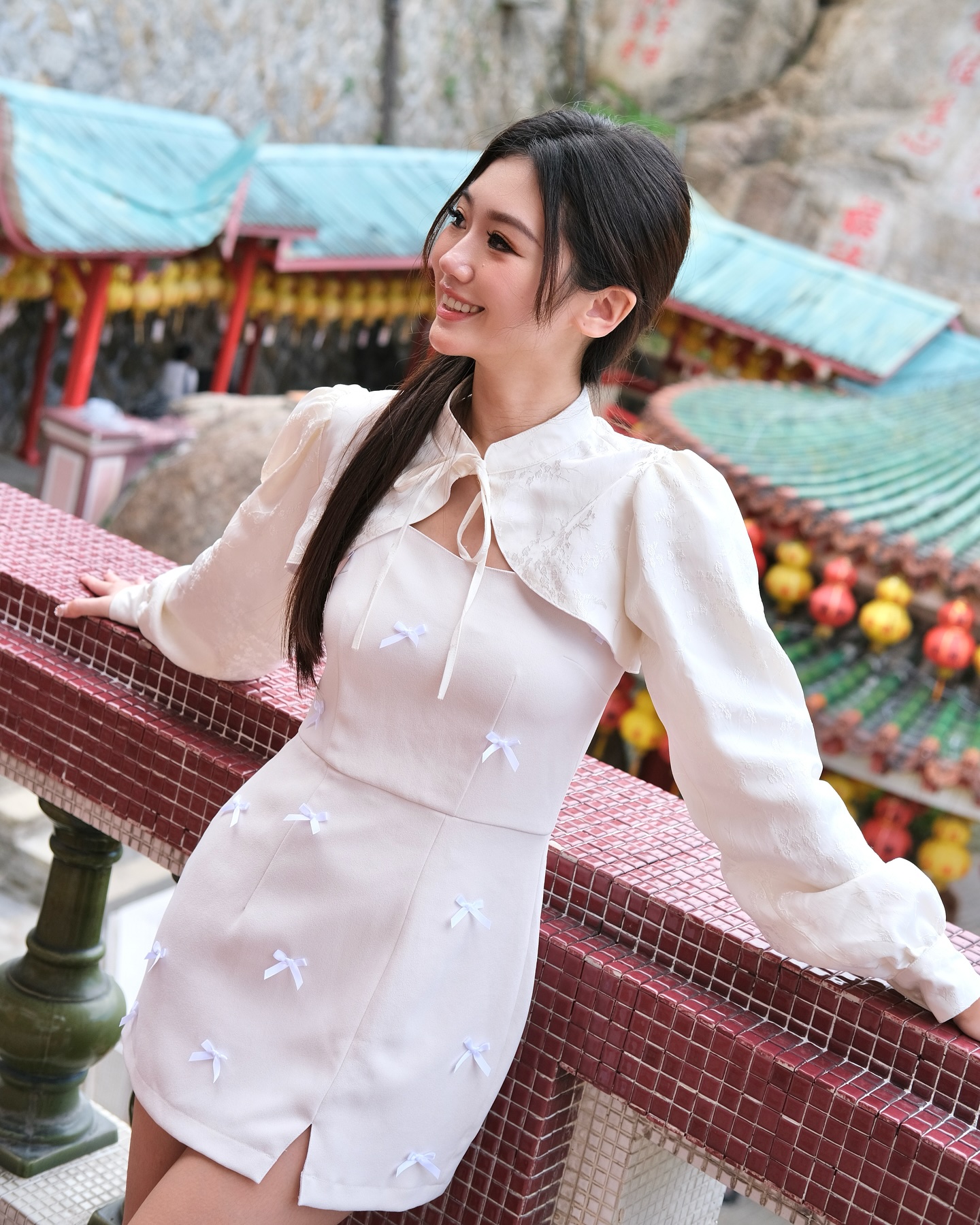 Custom-Made Beige Ribbon Cheongsam