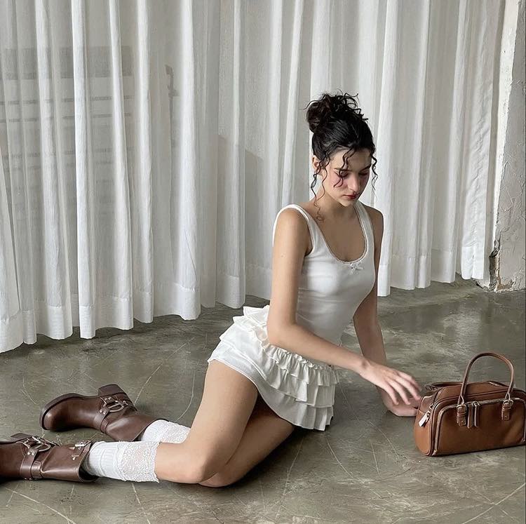 White Sleeveless French Dress