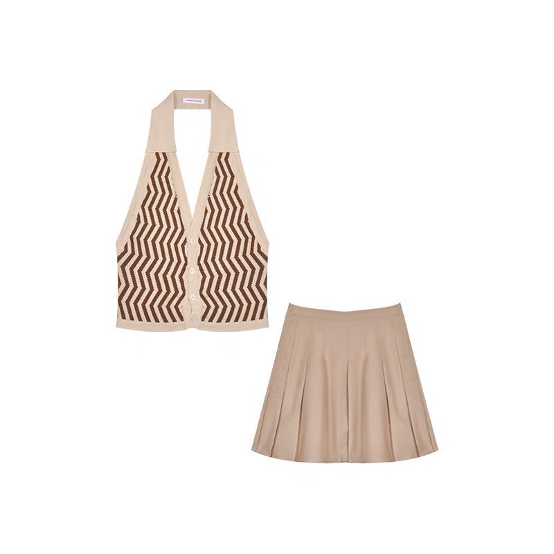 Knitted halter neck top & khaki tennis skirt set wear