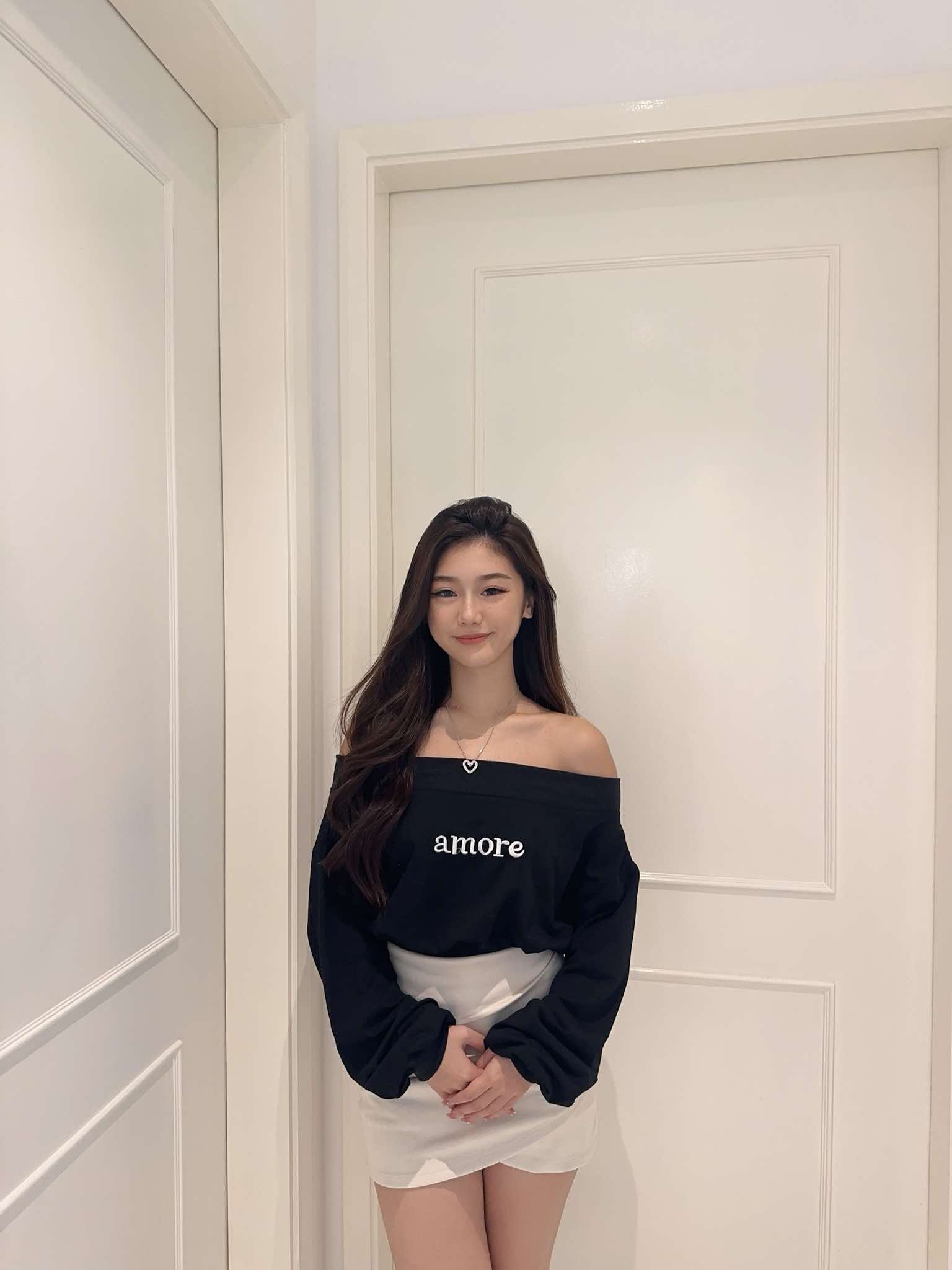 Amore Off Shoulder Blouse