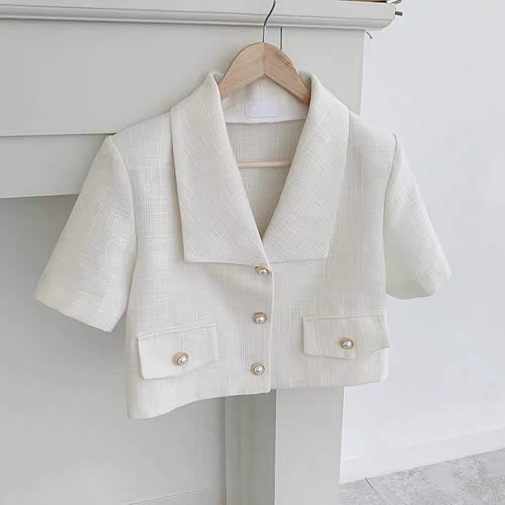 White short sleeve blazer 