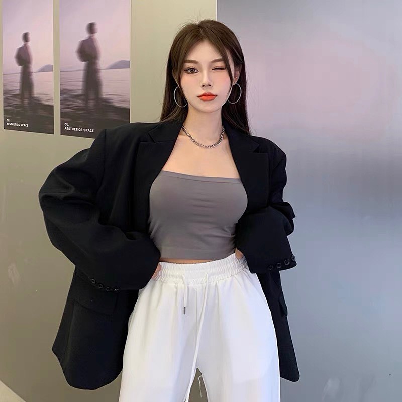 Stretchable sleeveless tube crop top