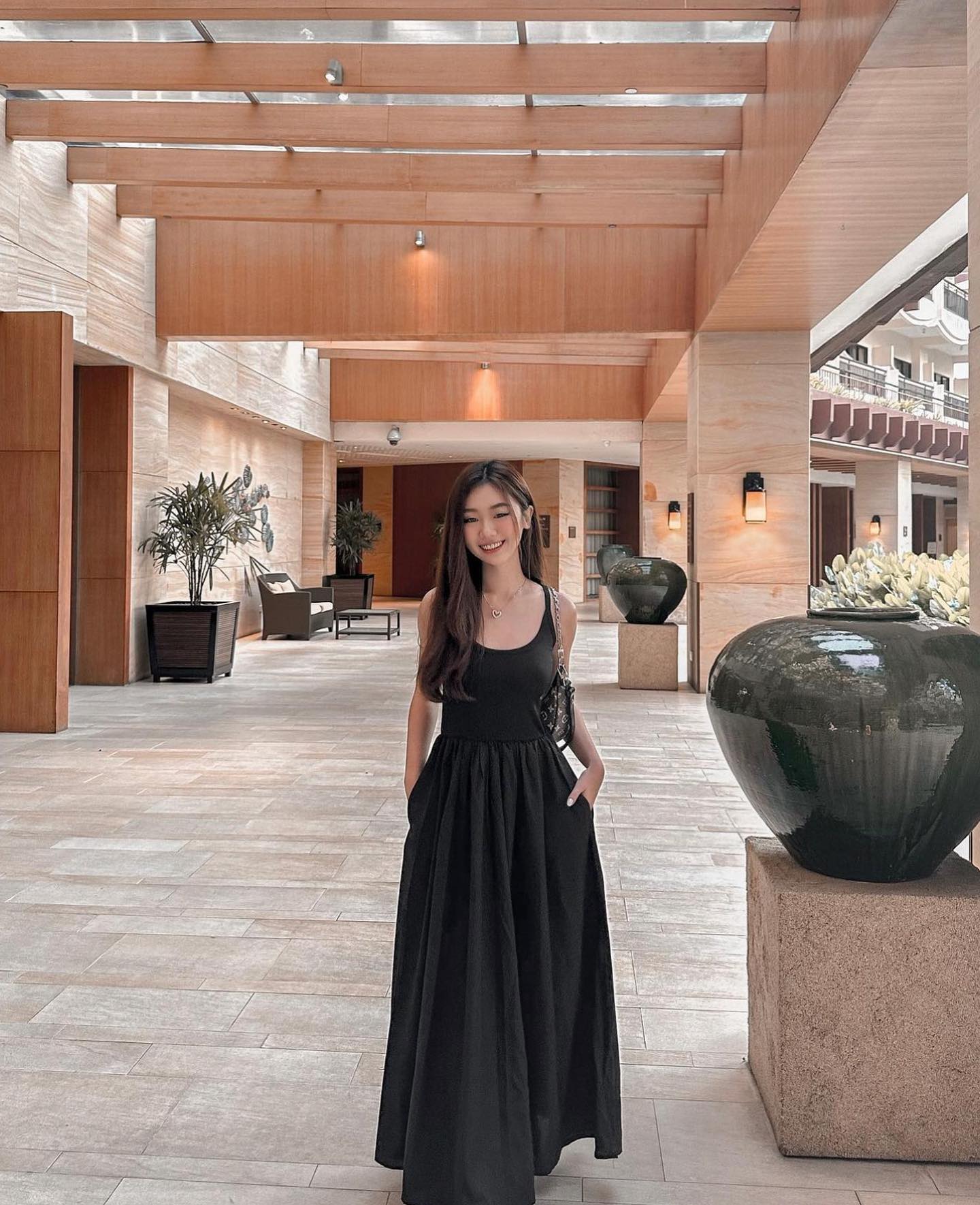 Black Sleeveless Maxi Dress