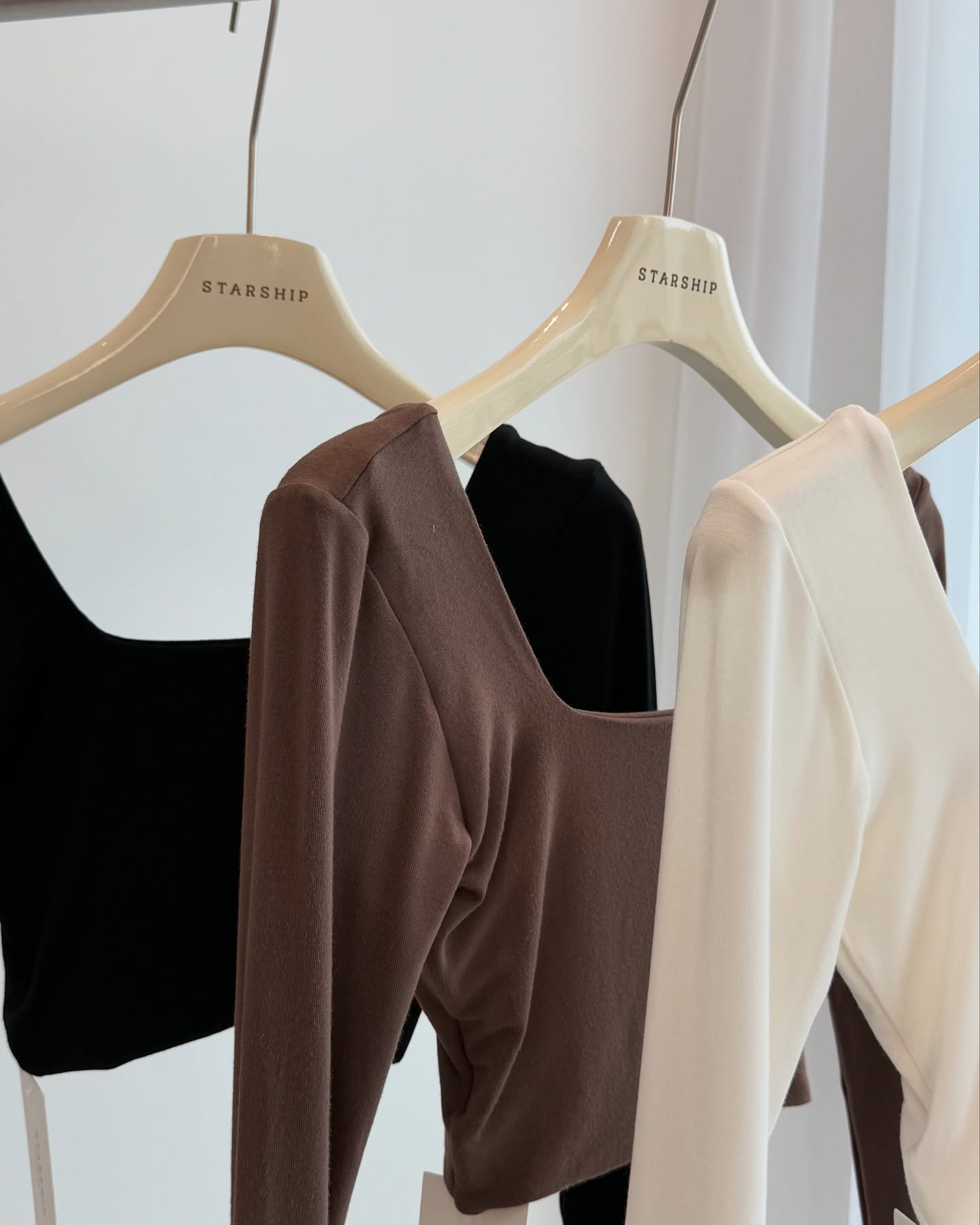 Square Neck Long Sleeve Crop Top