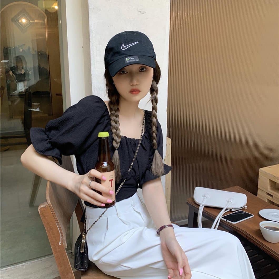 Ribbon Back Puffy Sleeve Blouse