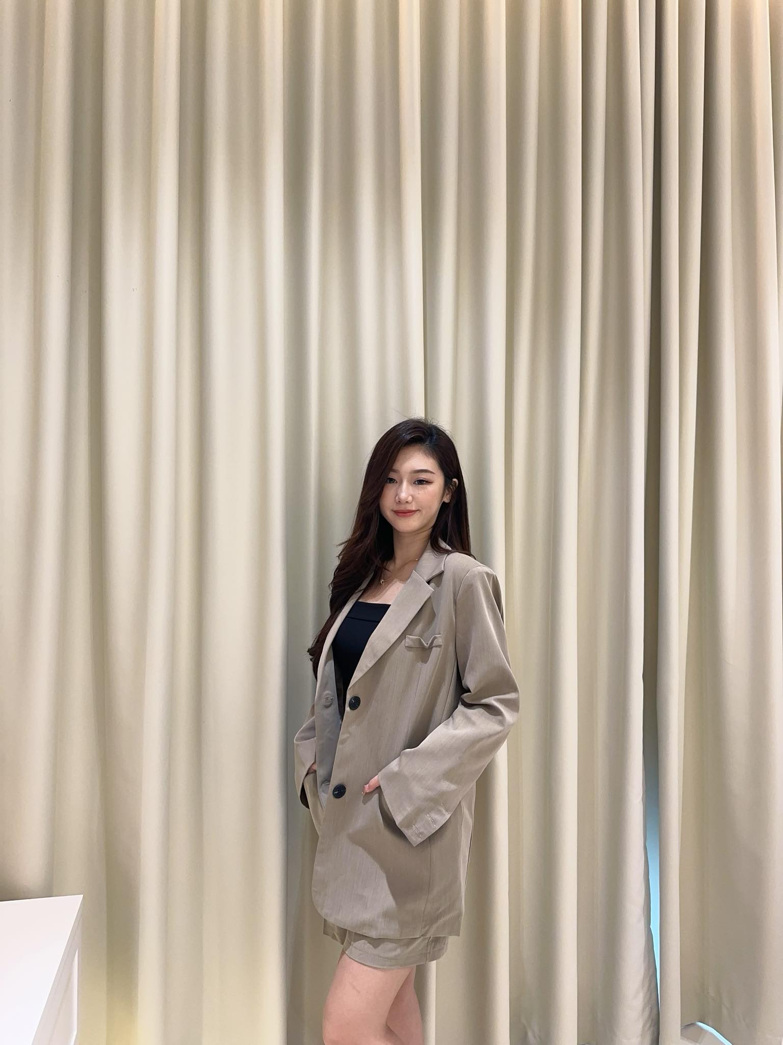 Long sleeve blazer & shorts set wear